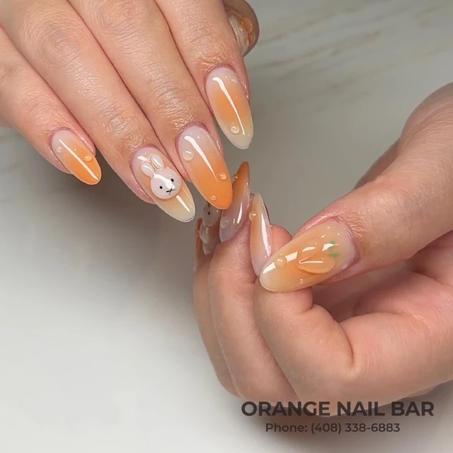 ORANGE NAIL BAR